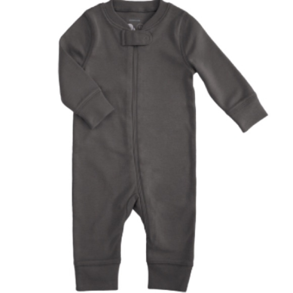 Primary zip romper in slate gray
